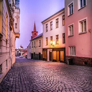https://lucerna-dum-s-dusi-pribor.ostravahotels.net